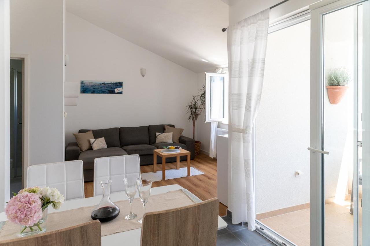 Apartments A&T Sukošan Exterior foto